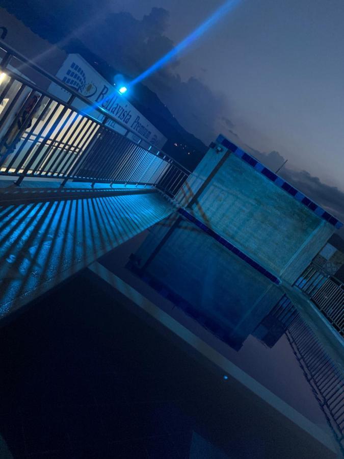Hotel Bellavista Premium Villeta Kültér fotó