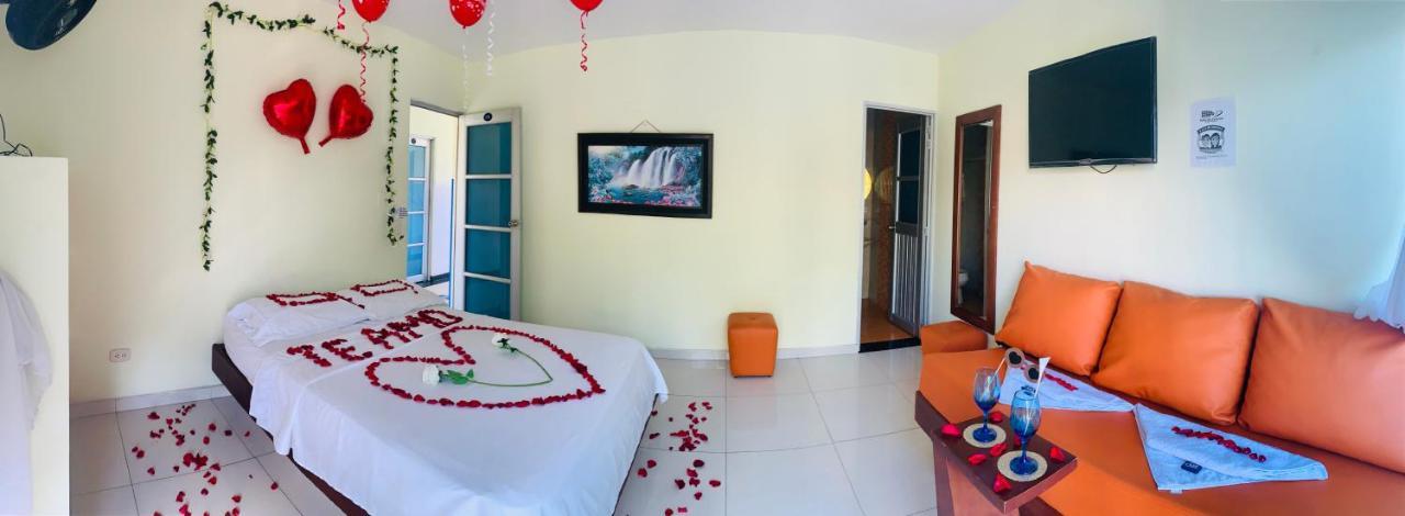 Hotel Bellavista Premium Villeta Kültér fotó