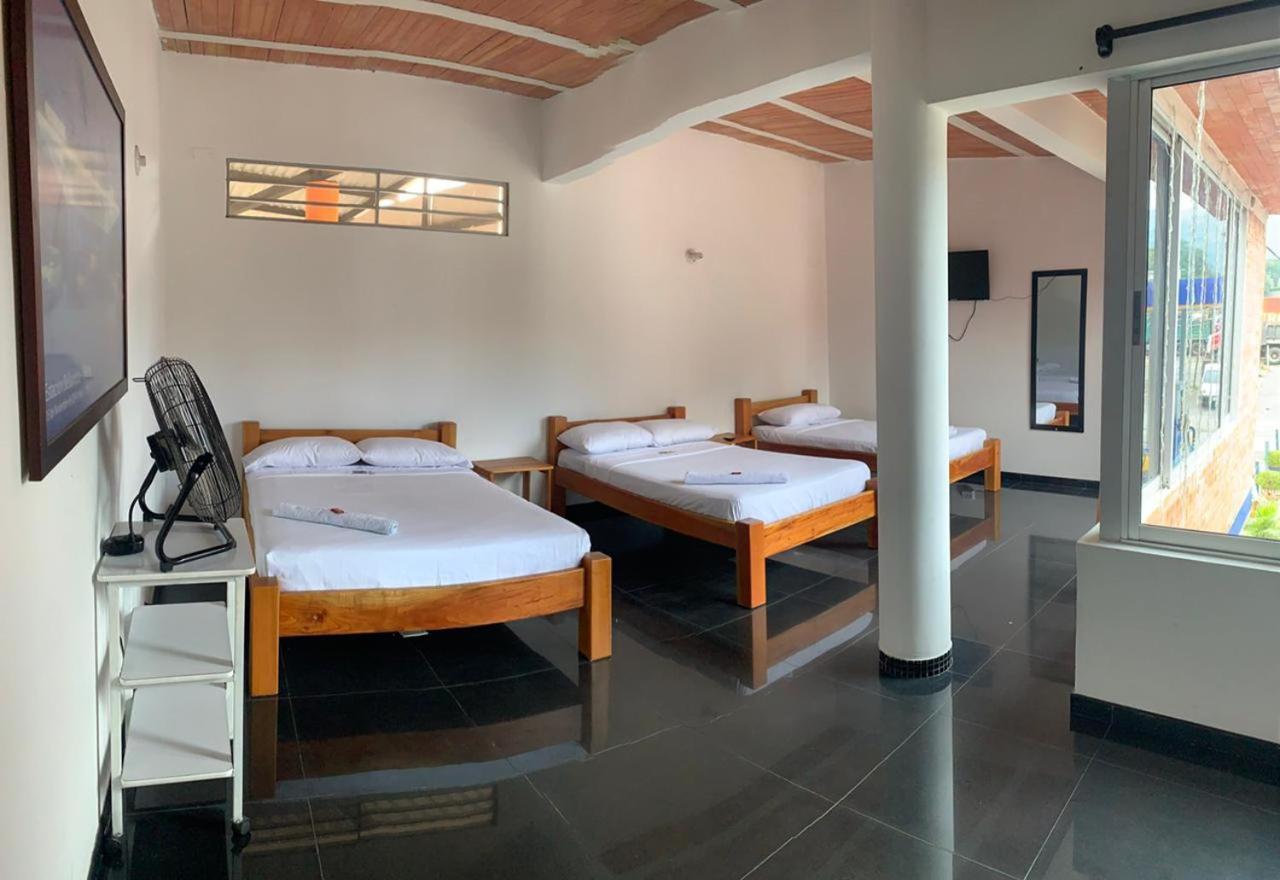 Hotel Bellavista Premium Villeta Kültér fotó