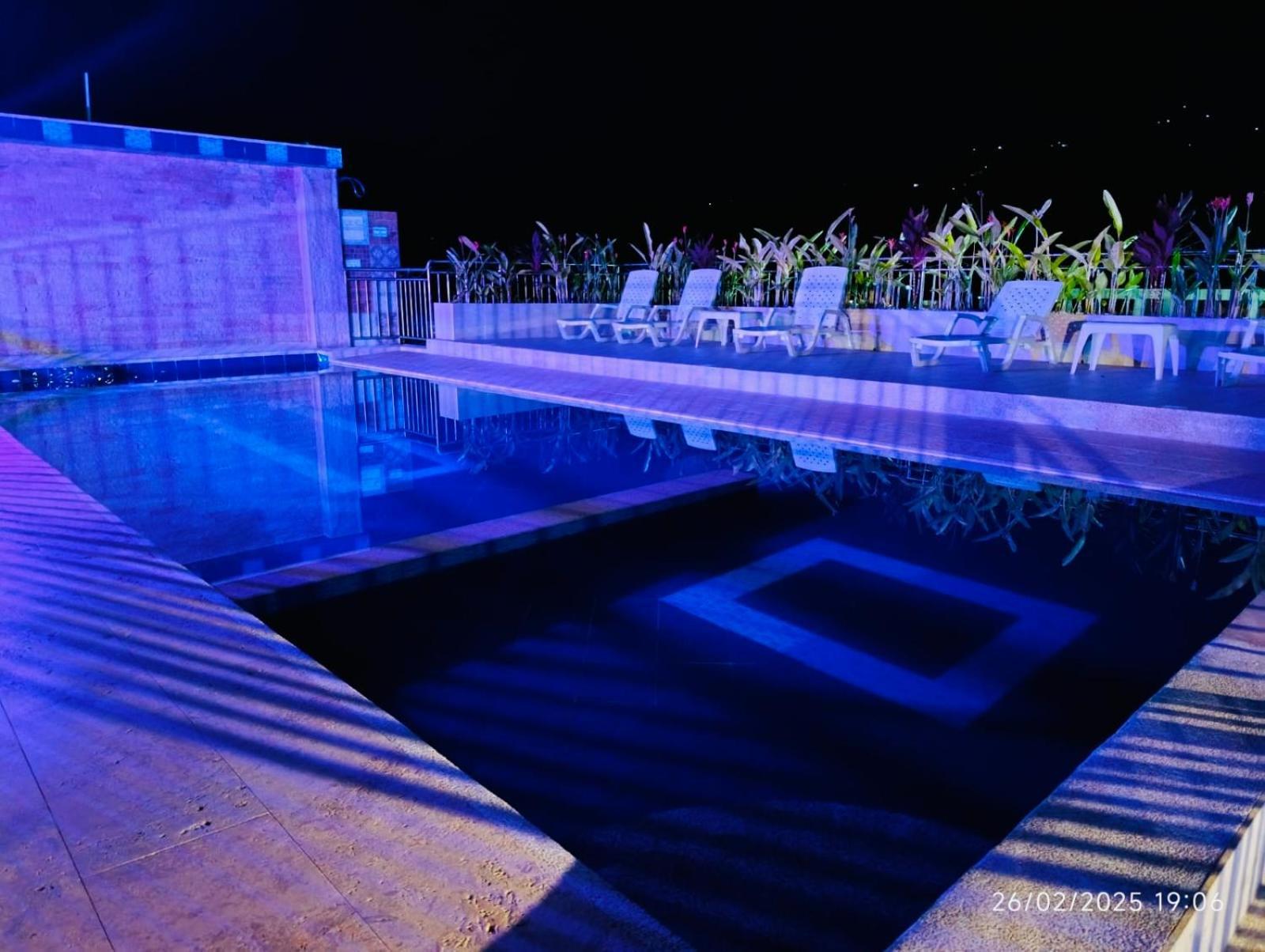 Hotel Bellavista Premium Villeta Kültér fotó