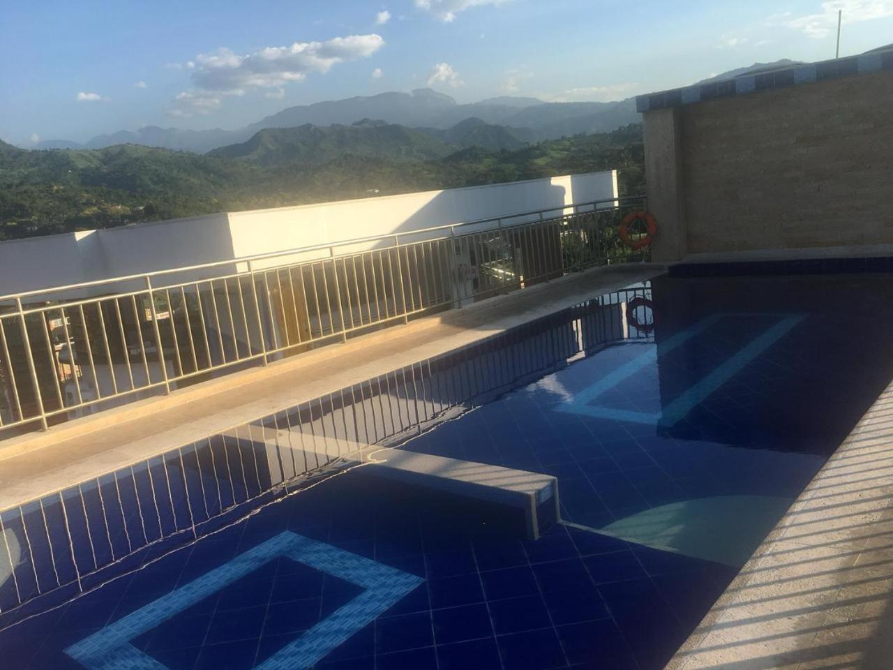 Hotel Bellavista Premium Villeta Kültér fotó
